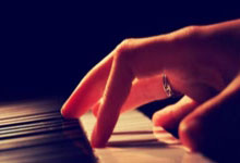 森林舞会：[流言板]詹姆斯：我从头到尾看了AD的致敬视频，我们的友情不言而喻48亮242回复.